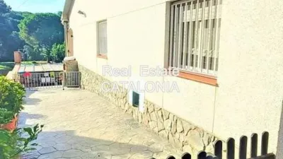 Chalet en Avinguda del Mas Romeu photo 6