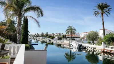 Chalet en Empuriabrava photo 7