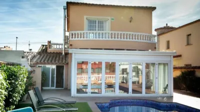 Chalet in Empuriabrava photo 2