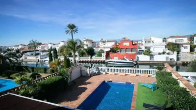Chalet en Empuriabrava photo 9