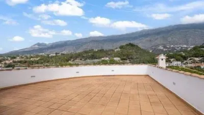 Penthouse on Calle Cura Llinares photo 4