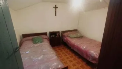 Casa adosada en venta en Calle La Cruz No Number, Ablano (Lena) de 29.000 €