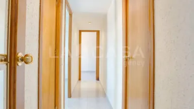 Apartment in La Verneda-La Pau photo 4