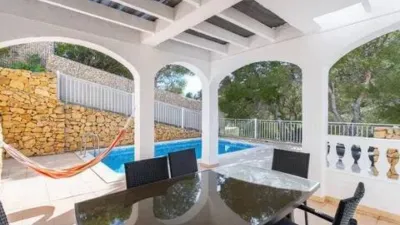 Chalet on Calle Aljub photo 8