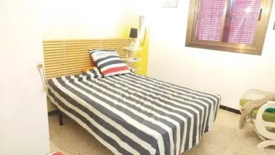 Apartment on Carrer de Genova photo 4
