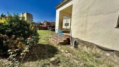 Chalet on Carrer del Doctor Casals photo 4