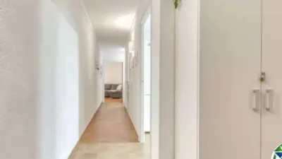 Apartment on Carrer del Puig Rom photo 5