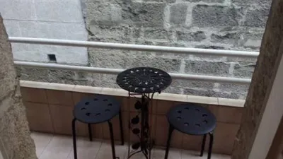 Piso en alquiler en Calle de Urzáiz, cerca de Calle del Alcalde Vázquez Varela, Fátima-Travesía de Vigo-San Xoán (Distrito Casco Urbano. Vigo) de 850 €<span>/mes</span>