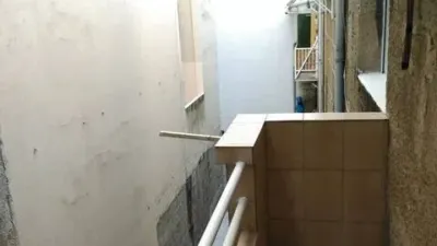 Piso en alquiler en Calle de Urzáiz, cerca de Calle del Alcalde Vázquez Varela, Fátima-Travesía de Vigo-San Xoán (Distrito Casco Urbano. Vigo) de 850 €<span>/mes</span>
