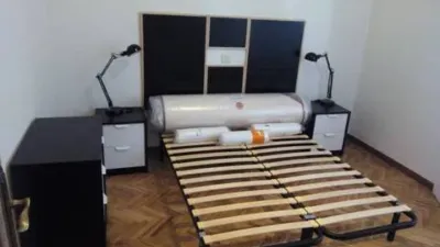 Piso en alquiler en Calle de Urzáiz, cerca de Calle del Alcalde Vázquez Varela, Fátima-Travesía de Vigo-San Xoán (Distrito Casco Urbano. Vigo) de 850 €<span>/mes</span>