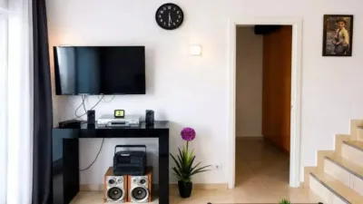 Apartment in Passatge Delta Muga photo 3