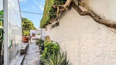 House on Avinguda del Museu photo 65