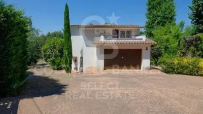 Chalet on Carrer de Casas i Amigó photo 8