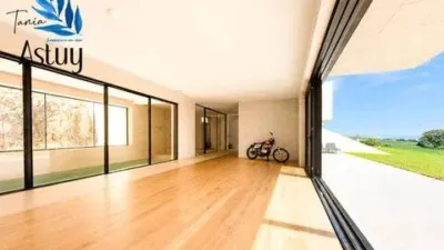 Chalet in Barrio de Igollo Canteras photo 33