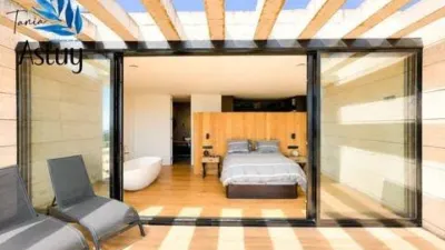 Chalet in Barrio de Igollo Canteras photo 13
