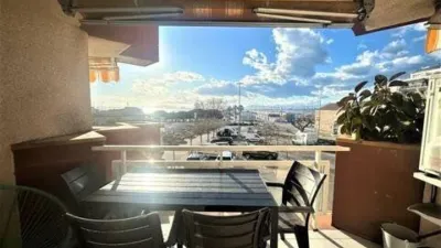 Apartment in Port Esportiu-Canyelles-Puig Rom photo 2