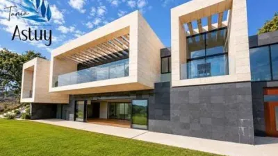 Chalet in Barrio de Igollo Canteras photo 4