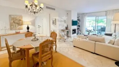 Apartment in Centre photo 8