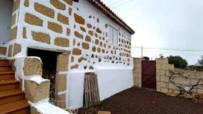 Rustic house in Urban Core photo 12