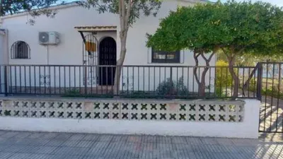 Chalet on Carrer de la Cala Llarga photo 2