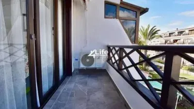 Piso en calle Odisea photo 16
