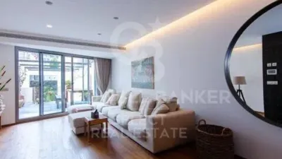 Chalet on Carrer de Galileu photo 19