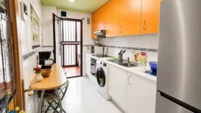Apartment in Orcasitas photo 8