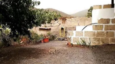 Rustic house in Urban Core photo 16