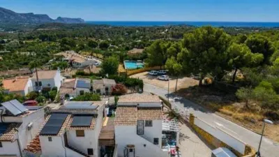 Chalet on Calle Mar Tirre photo 5