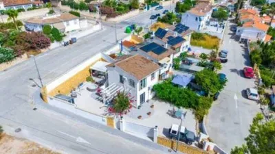 Chalet on Calle Mar Tirre photo 6