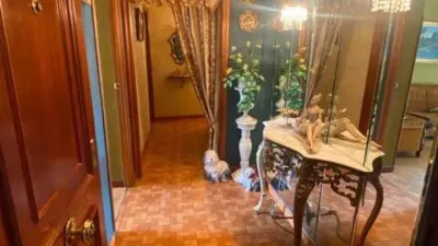 Apartment on Calle de Gaspar Arroyo photo 7