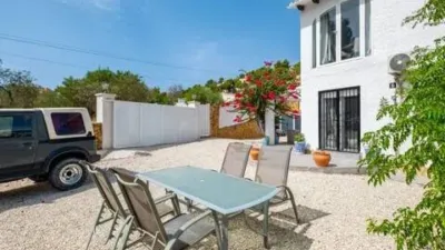 Chalet on Calle Mar Tirre photo 27