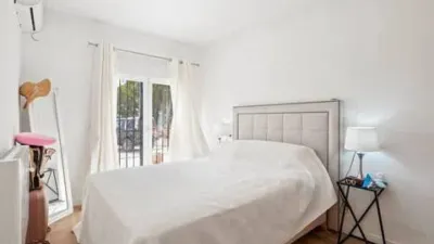 Chalet on Calle Mar Tirre photo 18