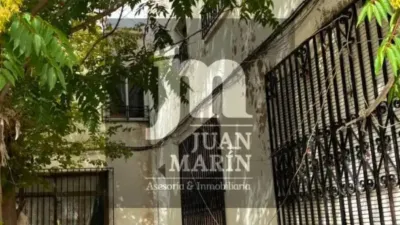 Edificio en venta en Carretera de Hellín - Más