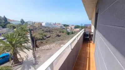 Penthouse on Calle Constitución Nn photo 14