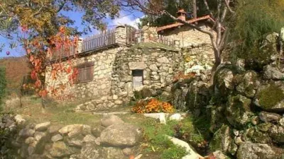 Rustic house on Calle Poligono 3 Nn photo 3
