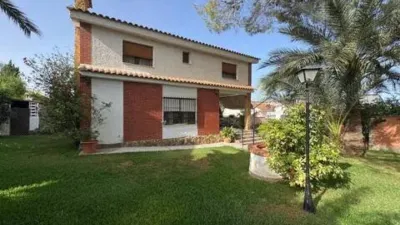 Chalet on Carrer de les Maravillas photo 89