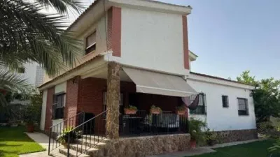 Chalet on Carrer de les Maravillas photo 15
