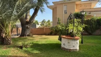 Chalet on Carrer de les Maravillas photo 41