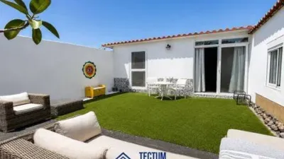 Chalet on Calle Diseminado Piedra Hincada, 87 photo 3