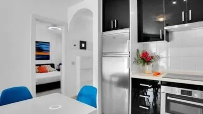Top-floor apartment on Calle Finlandia photo 3