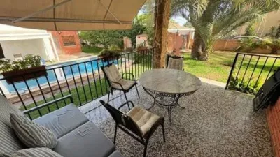 Chalet on Carrer de les Maravillas photo 4
