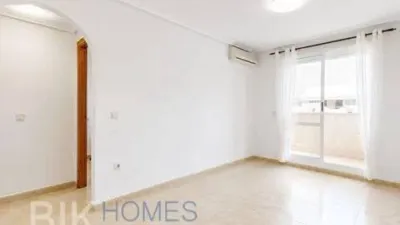Piso – Torrevieja - Vista 3