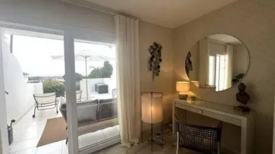 Apartment in El Paraíso-Atalaya-Benamara photo 18