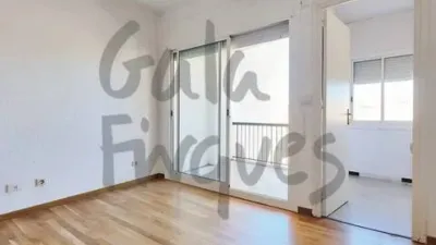 Apartment in El Camp de l'Arpa del Clot photo 10