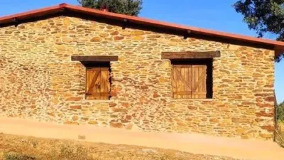 Rustic house on Calle Poligono 6, Parcela 70 Nn photo 4
