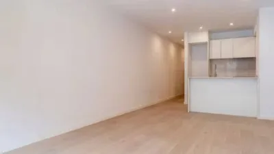 Apartment in Sants photo 4