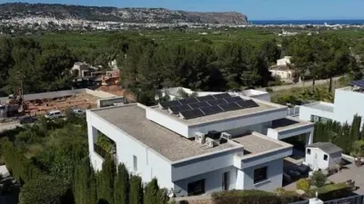 Chalet in Los Cerezos-La Mandarina-La Finca-Covatelles photo 6