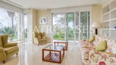 Chalet in Can Girona-Terramar-Vinyet photo 17