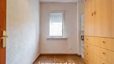 Apartment in El Camp de l'Arpa del Clot photo 36